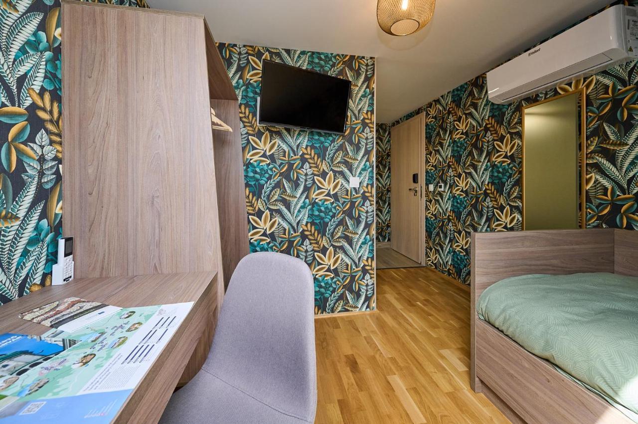 Rooms โซมบ็อตเฮย์ ภายนอก รูปภาพ