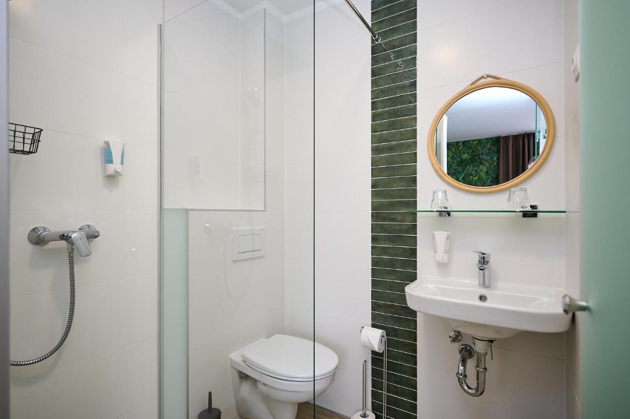 Rooms โซมบ็อตเฮย์ ภายนอก รูปภาพ