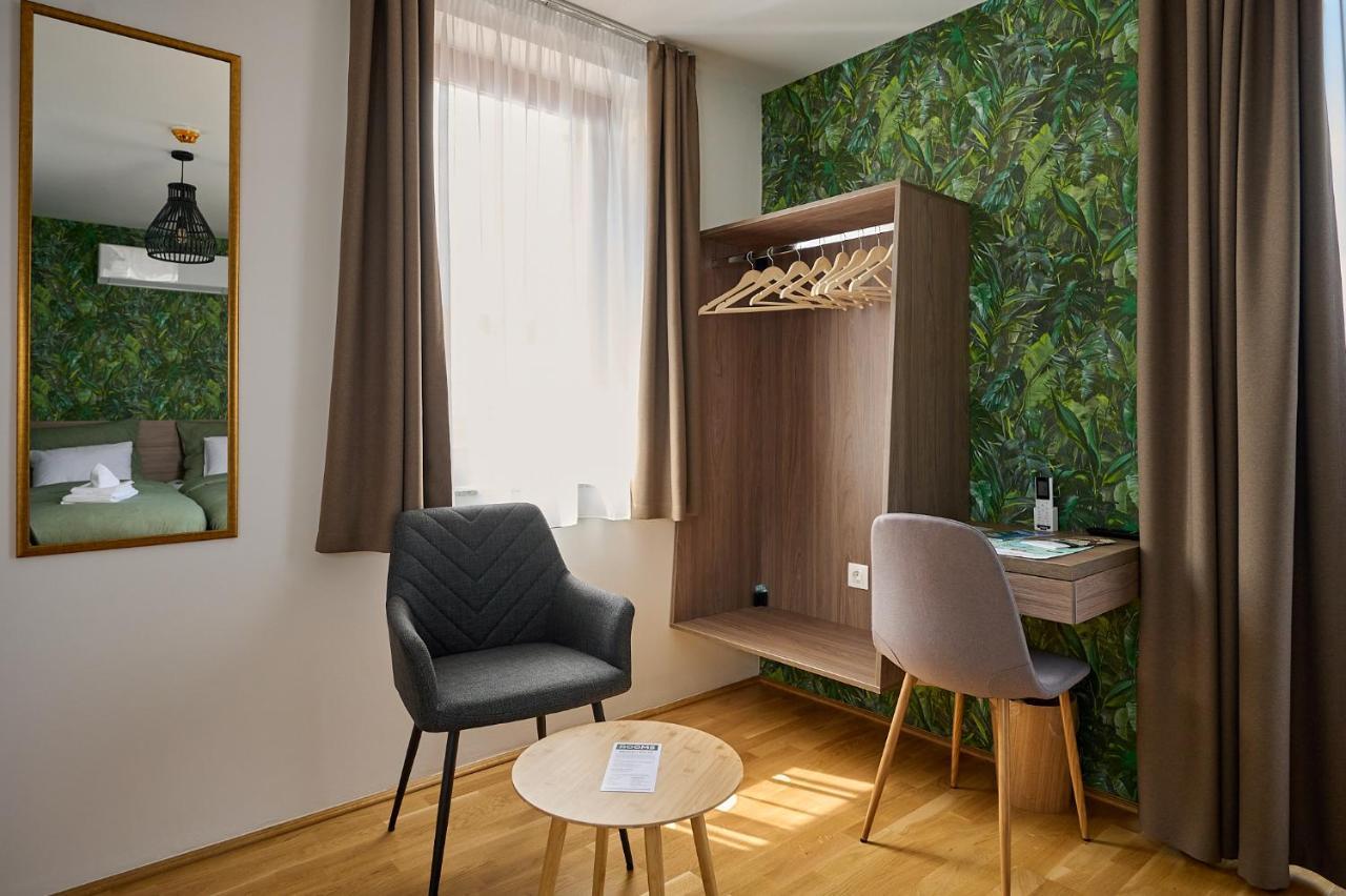 Rooms โซมบ็อตเฮย์ ภายนอก รูปภาพ
